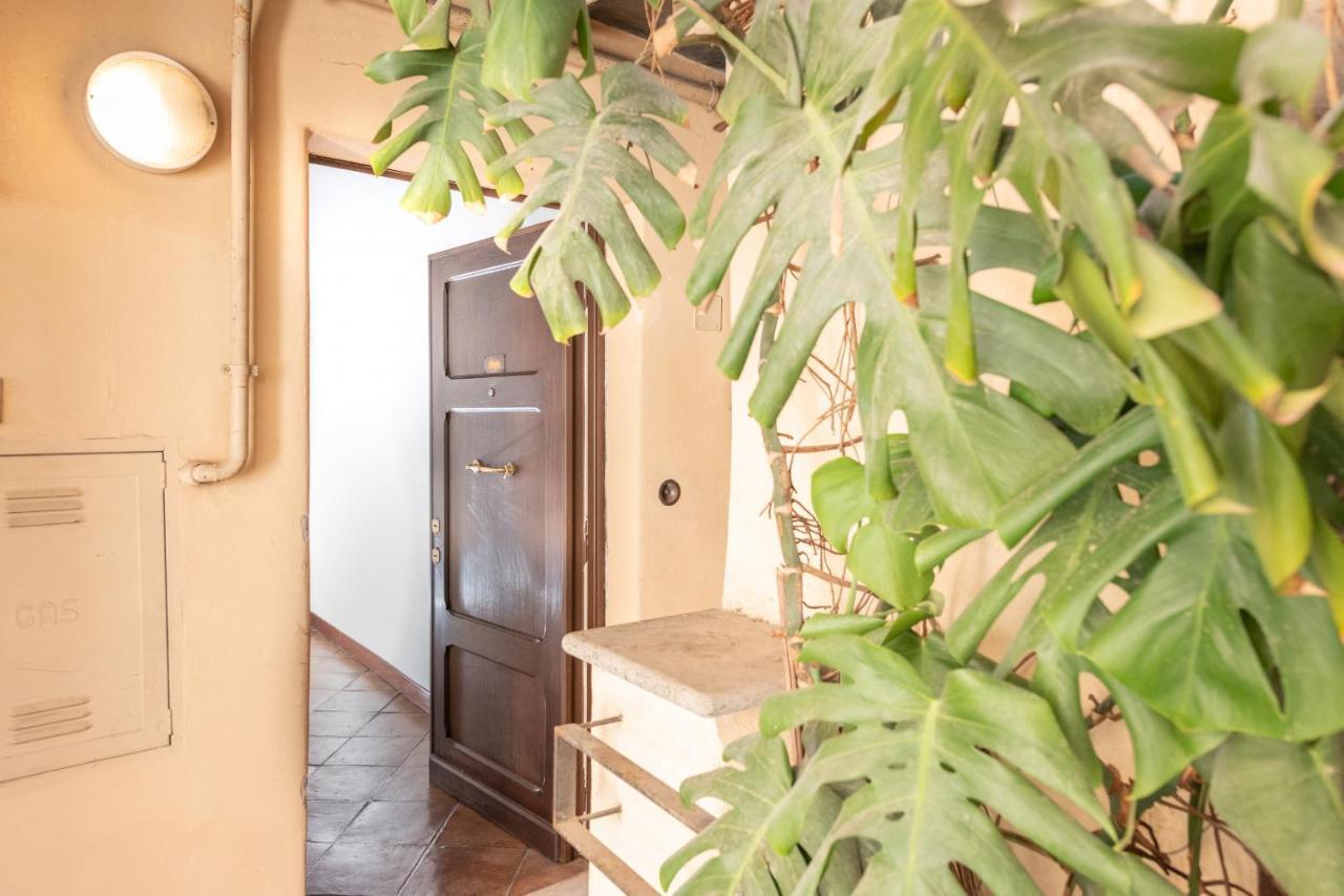 Stunning Campo De Fiori Apartment With Terrace Рим Экстерьер фото